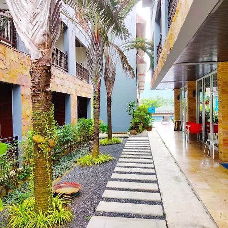 V-Condominium 查汶海滩 外观 照片